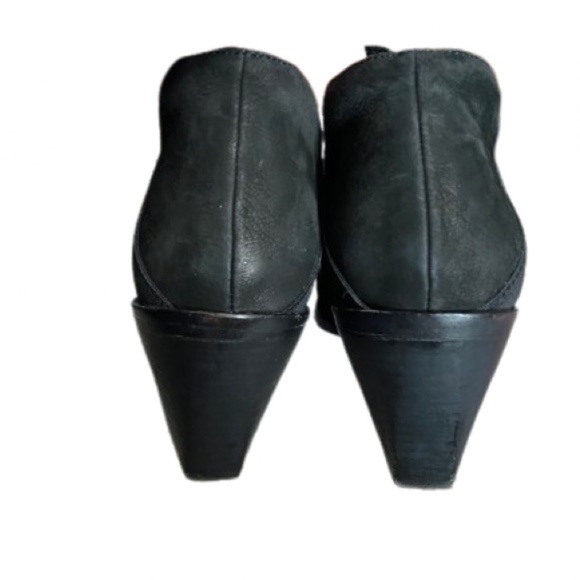 EILEEN Fisher Even Tumbled Nubuck Bootie size 7.5 - Picture 2 of 4